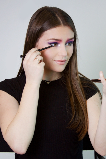ESC: E!ssentials, Kaia Gerber, 4